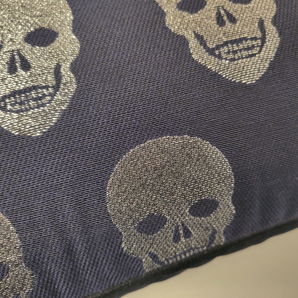 Caldeira Black, Navy and Silver Skull Accent Pillow New Rare - Picture 15 of 16